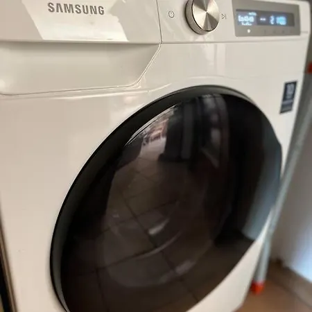 アパート Center 2 Bedroom ベルガモ