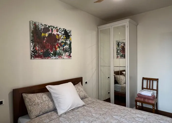 아파트 Center 2 Bedroom 베르가모